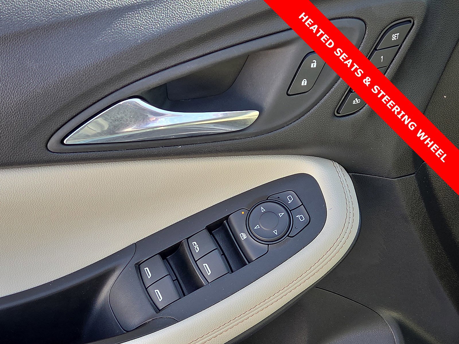 Used 2024 Buick Encore GX Avenir image 13