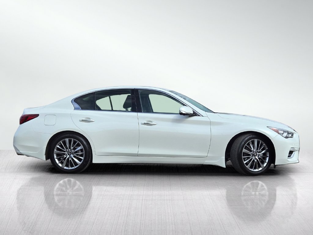Used 2023 INFINITI Q50 Luxe w/ Cargo Package RWD image 4
