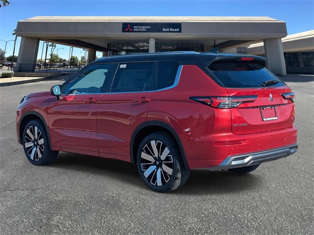 New 2025 Mitsubishi Outlander SEL image 2