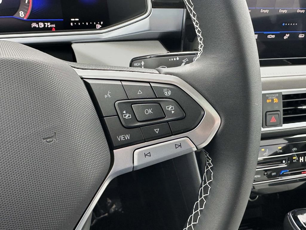 New 2026 Volkswagen Taos SE AWD/4WD image 18