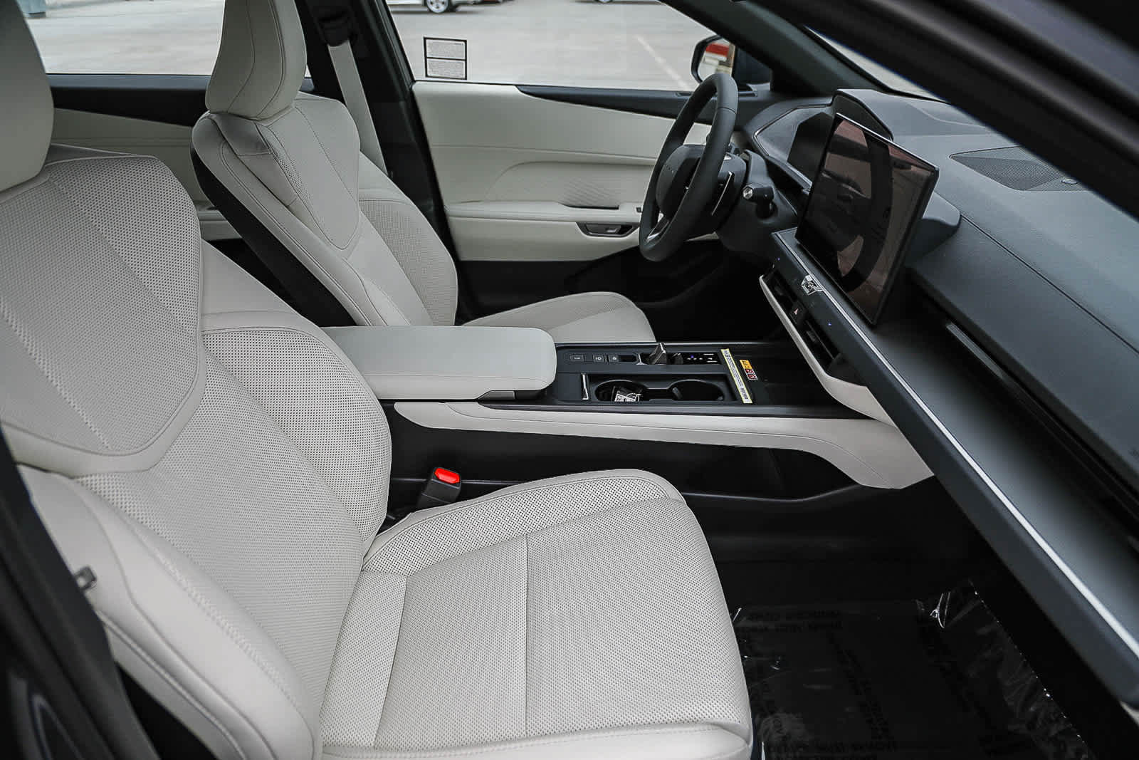 Used 2026 Lexus ES 350e w/ Convenience Package FWD image 16