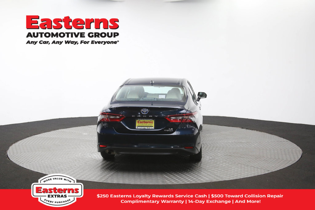 Used 2021 Toyota Camry LE FWD image 37