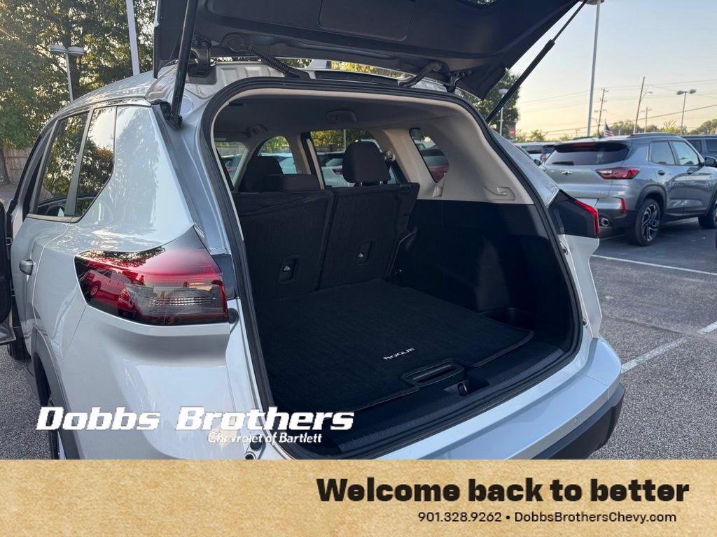 Used 2024 Nissan Rogue S FWD image 37