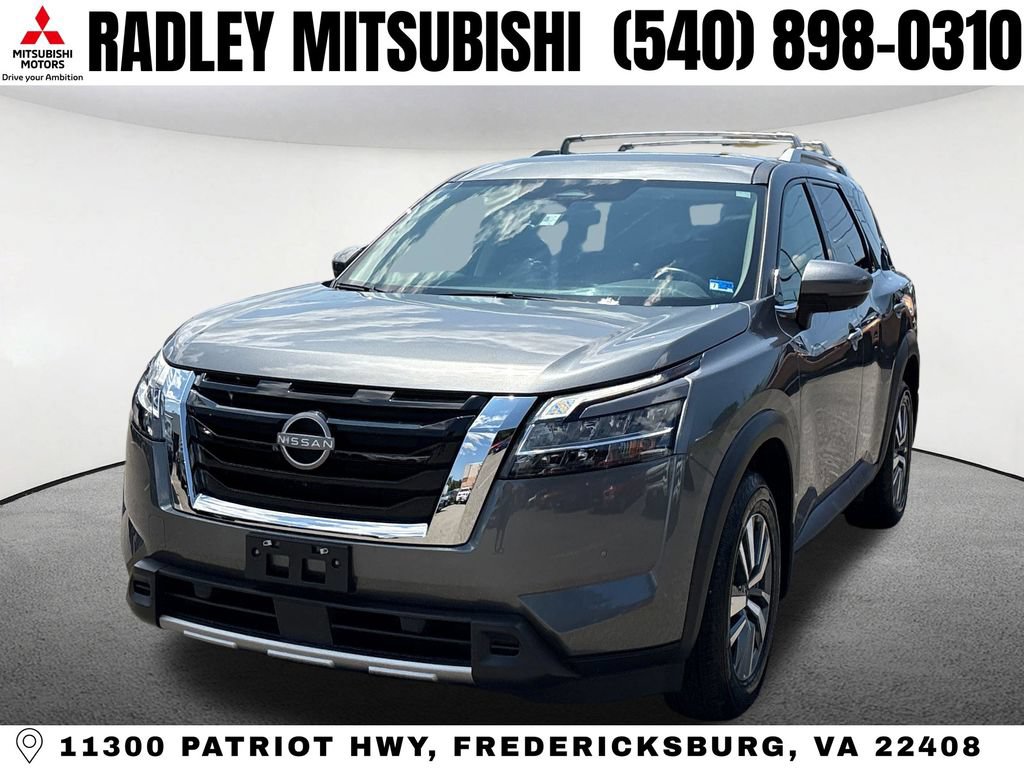 Used 2023 Nissan Pathfinder SL AWD/4WD 360° Tour