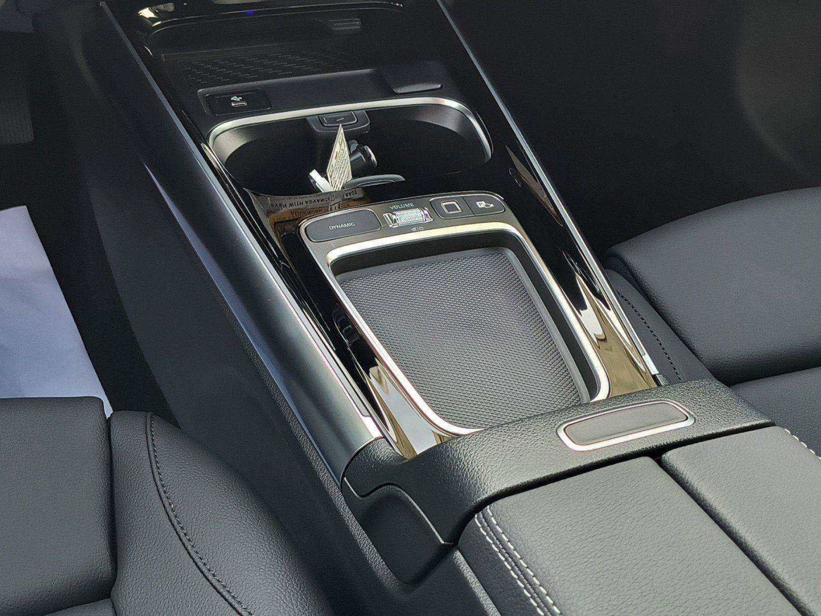 New 2025 Mercedes-Benz GLA 250 image 10