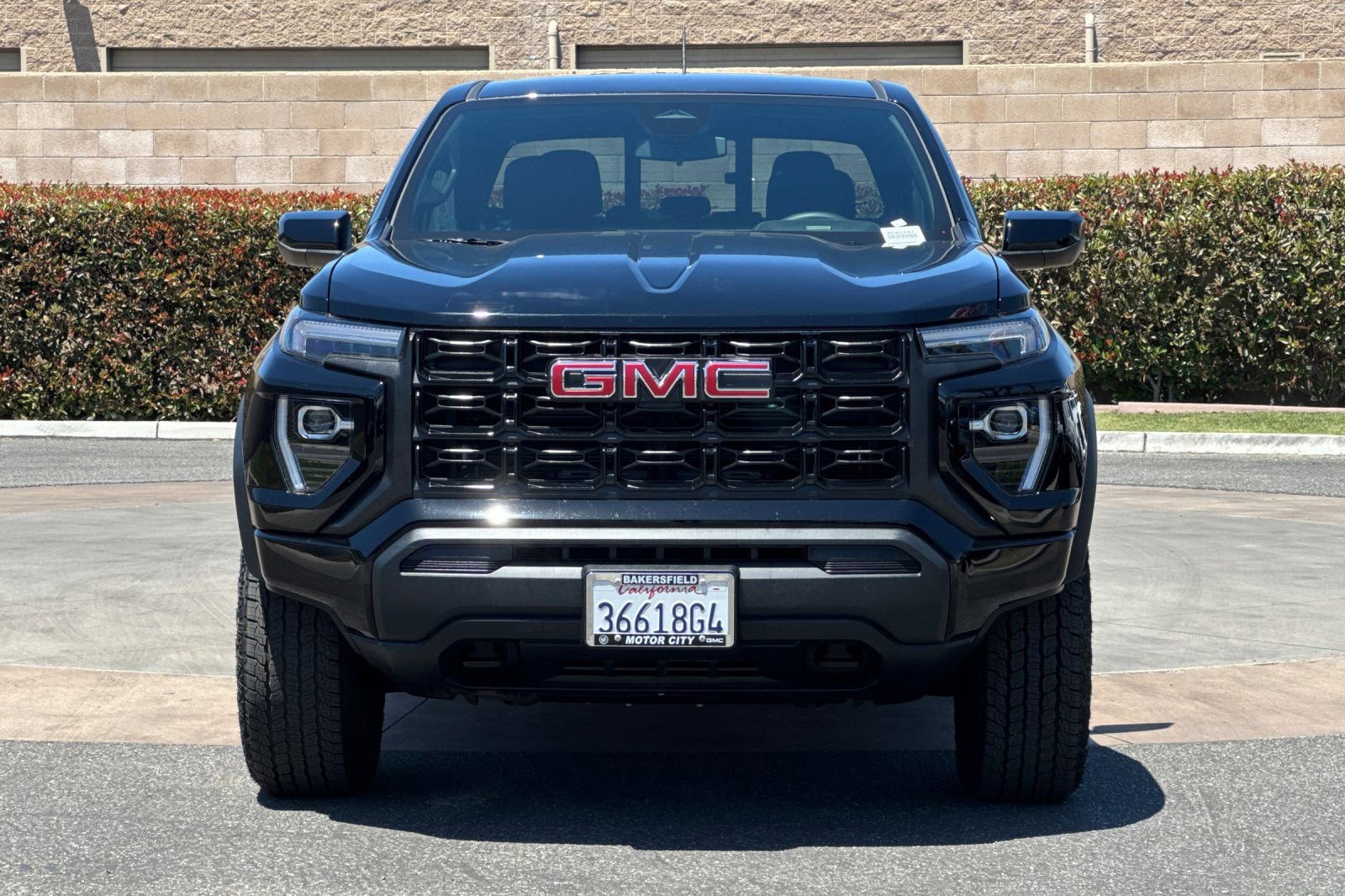 Used 2025 GMC Canyon Elevation RWD image 9