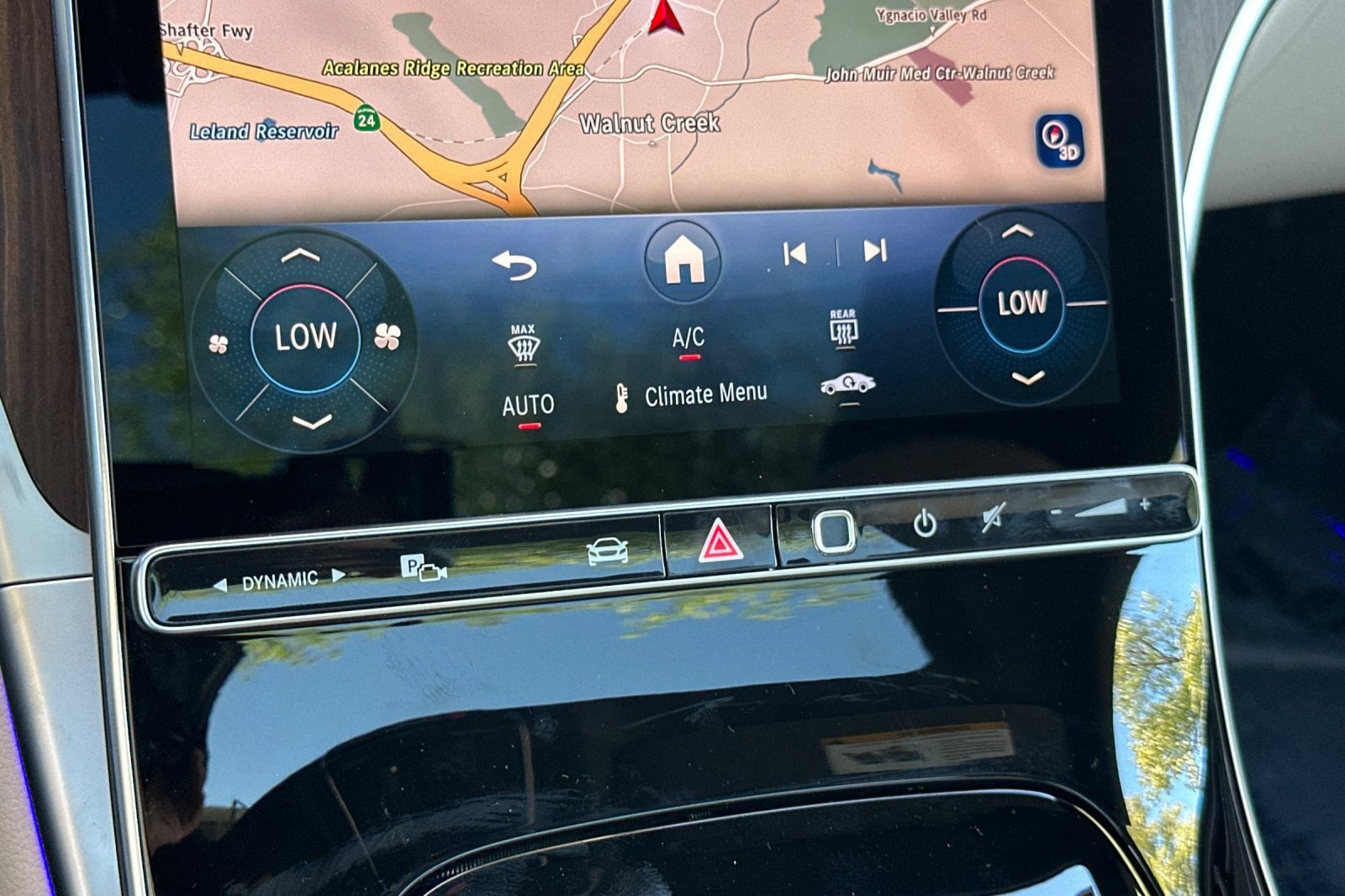 New 2027 Mercedes-Benz CLE 300 4MATIC Coupe image 17