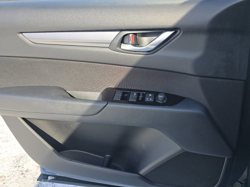 Used 2017 MAZDA CX-5 Sport image 21