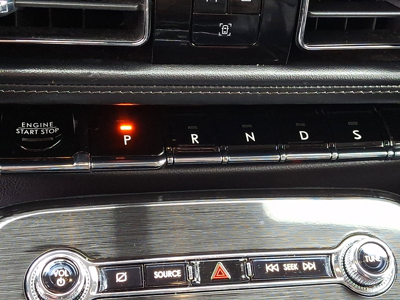 Used 2023 Lincoln Nautilus AWD w/ Premium Package image 15