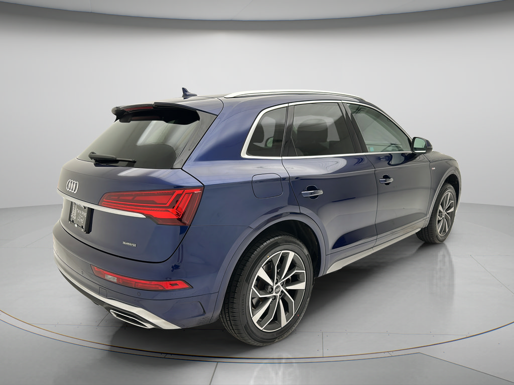 Used 2023 Audi Q5 2.0T Premium w/ Convenience Package AWD/4WD image 5