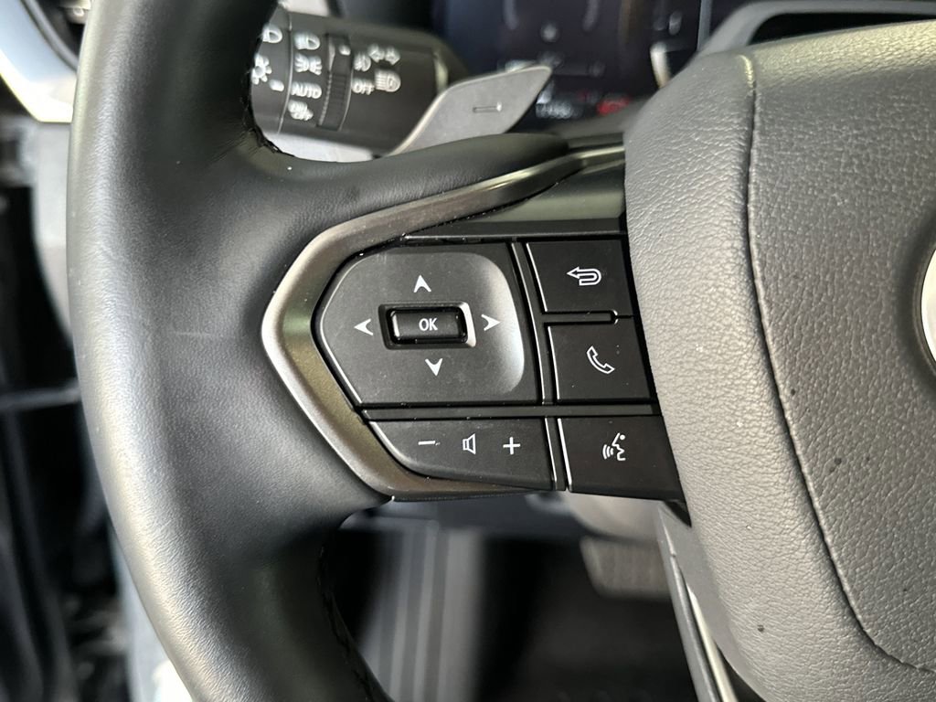 Used 2025 Lexus GX 550 w/ Cold Area Package image 21