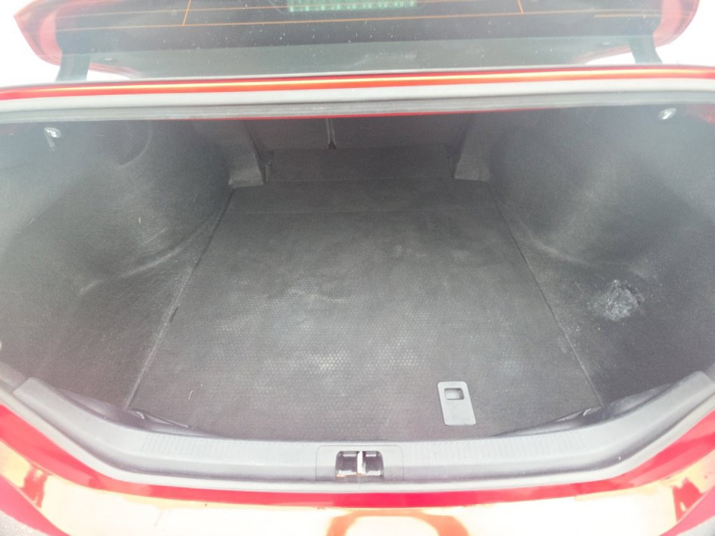 Used 2019 Toyota Camry XSE FWD image 29