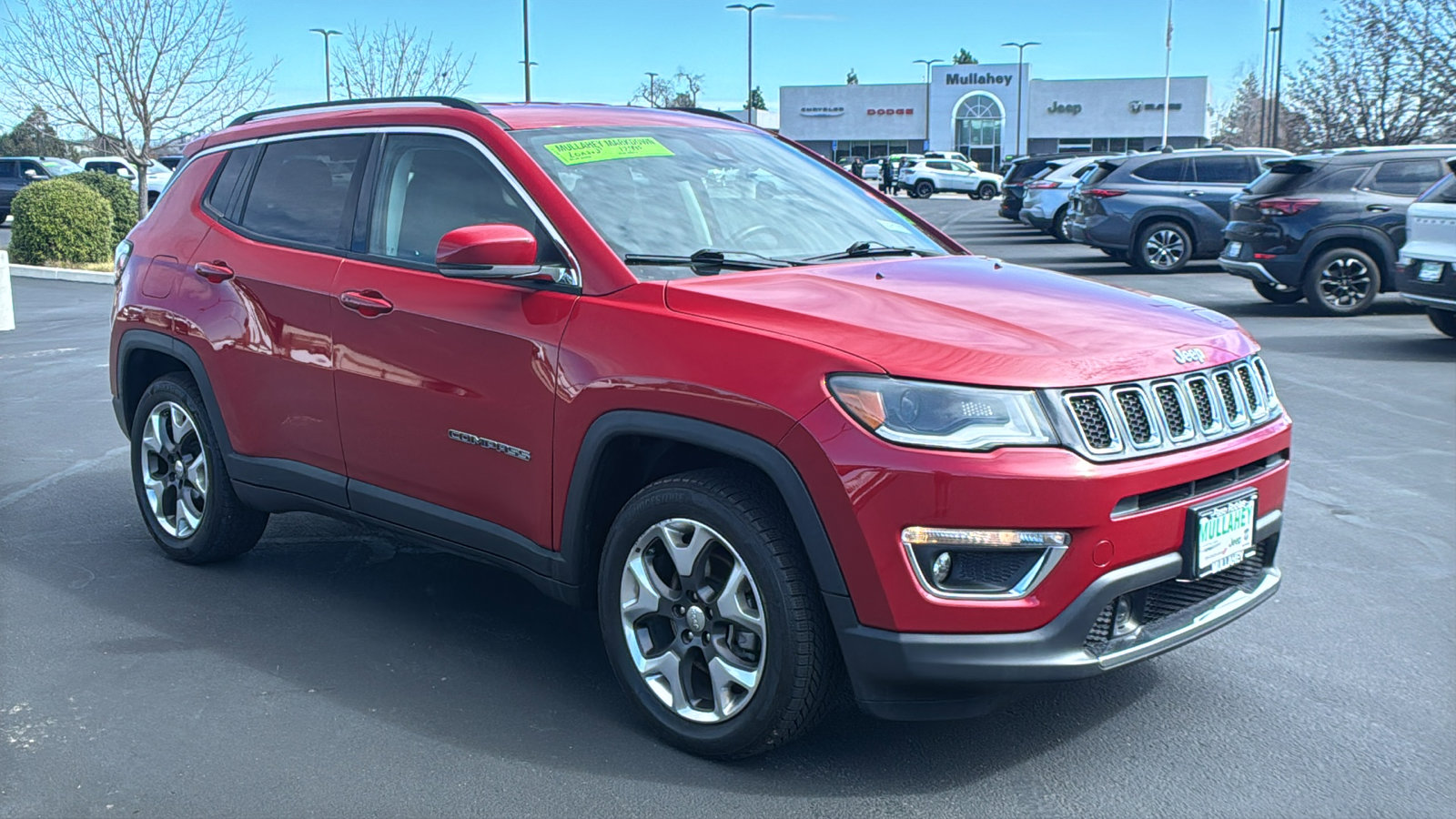 Used 2018 Jeep Compass Limited w/ Navigation Group FWD image 1