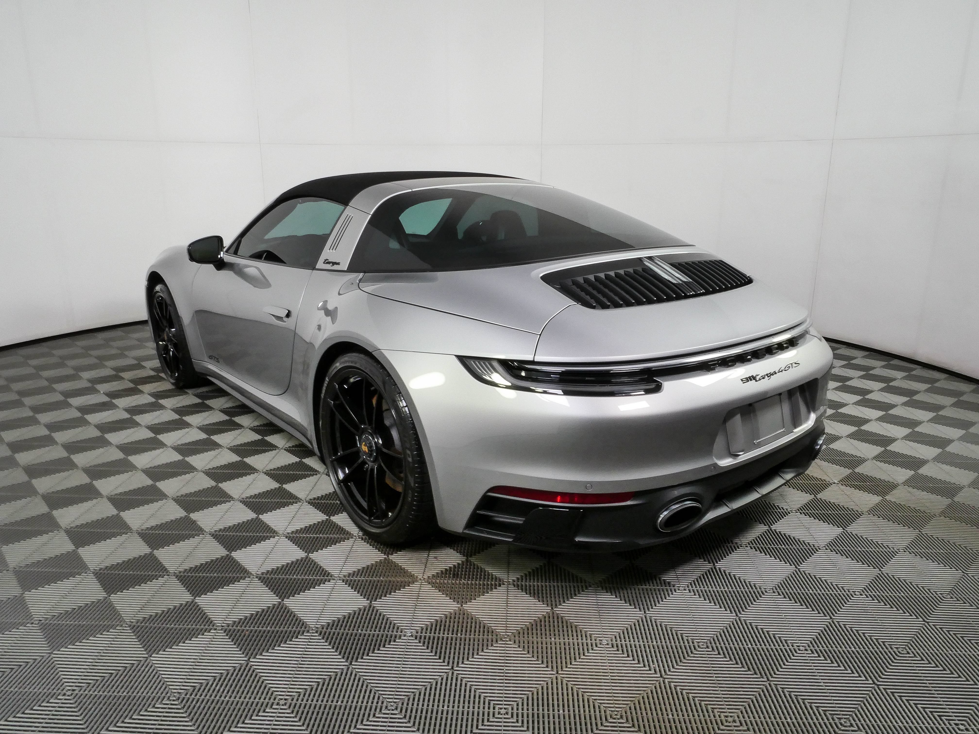 Certified 2024 Porsche 911 Targa 4 GTS w/ Premium Package AWD/4WD image 3