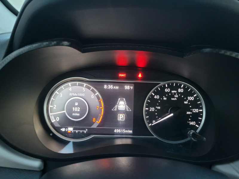 Used 2021 Nissan Versa SV FWD image 40