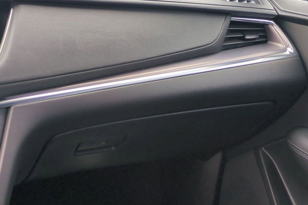 Certified 2023 Cadillac XT5 Luxury image 24