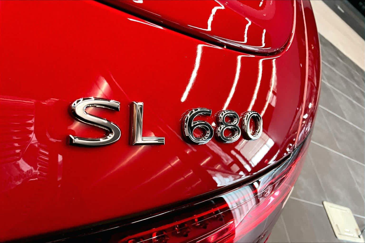 New 2026 Mercedes-Benz Maybach SL 680 image 14