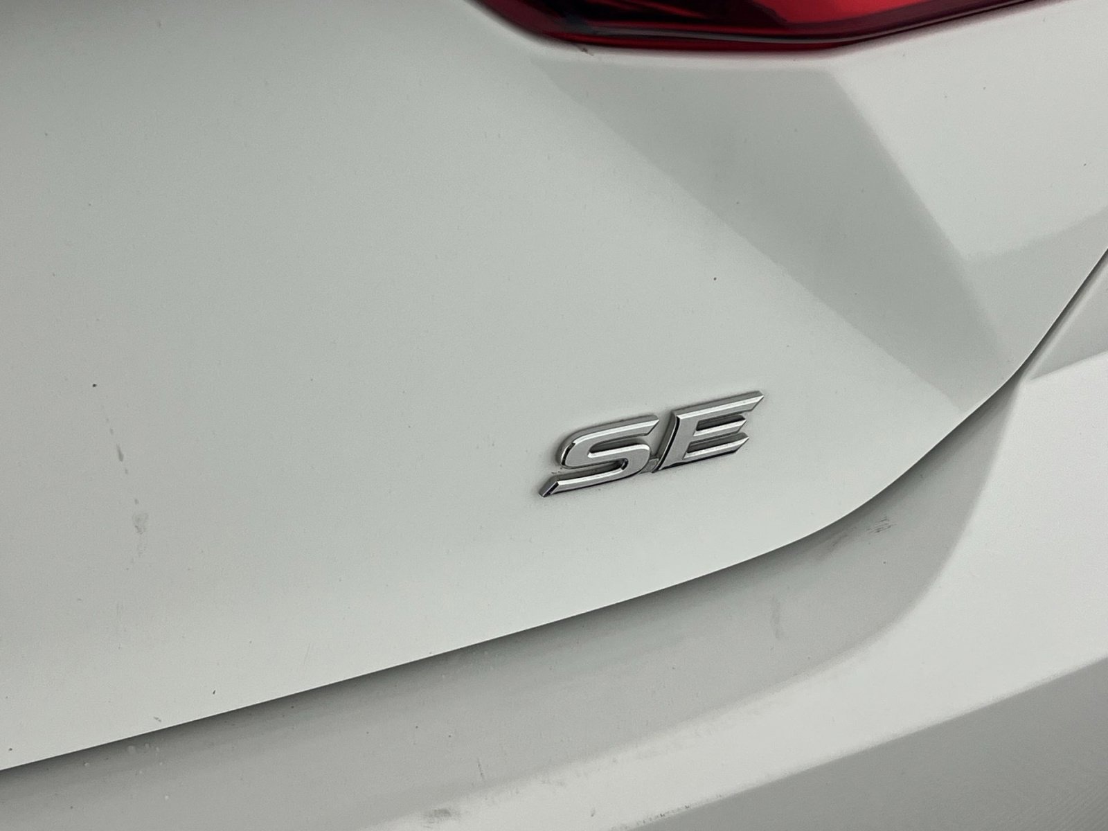 Used 2025 Toyota Camry SE image 27