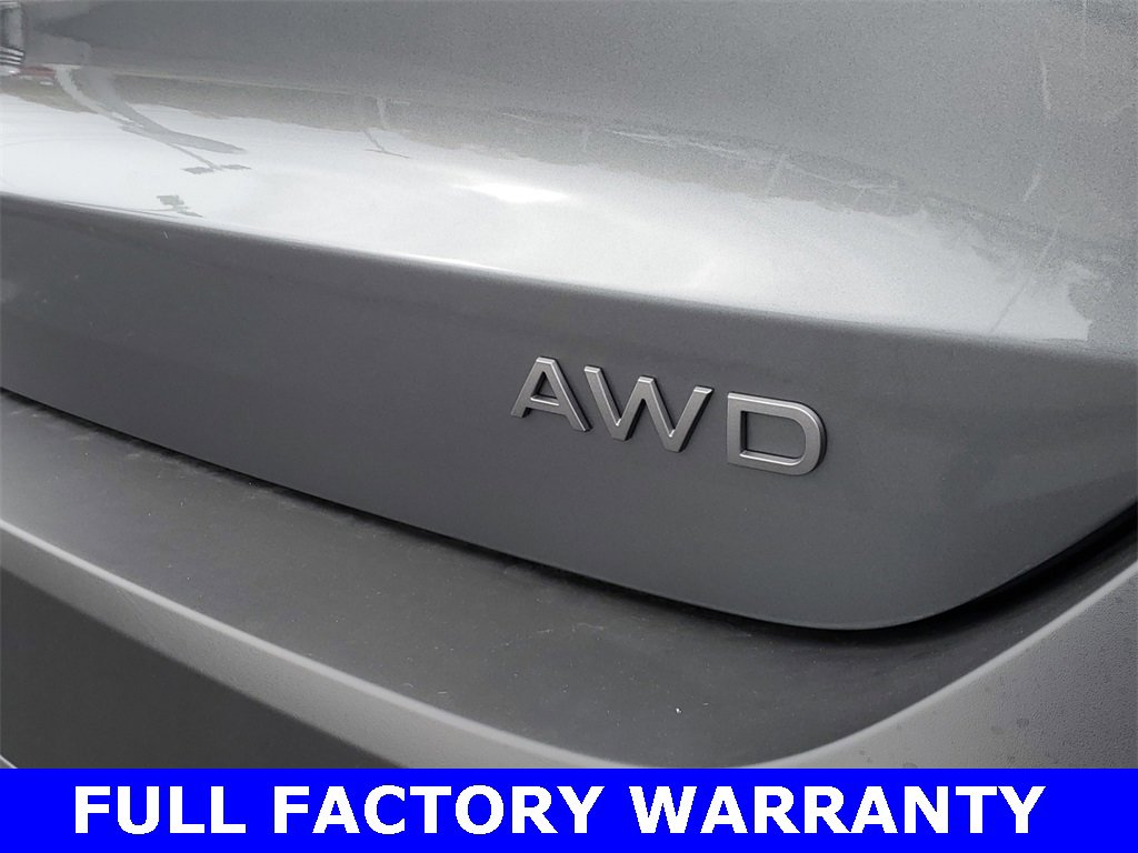 Used 2025 Nissan Kicks SV w/ SV Premium Package image 6