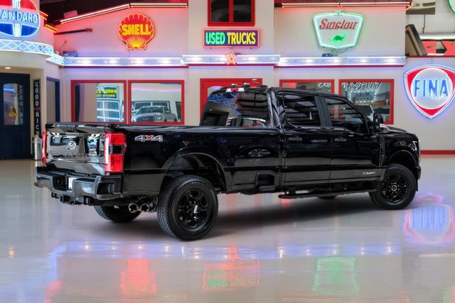 Used 2023 Ford F250 XL w/ STX Appearance Package AWD/4WD image 3