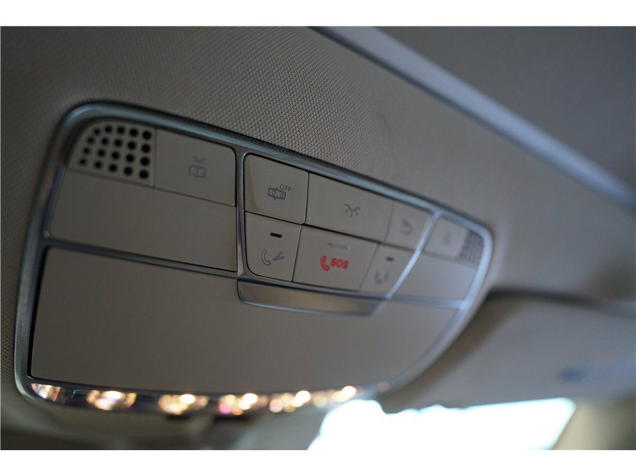 Used 2015 Mercedes-Benz S 550 Sedan image 32