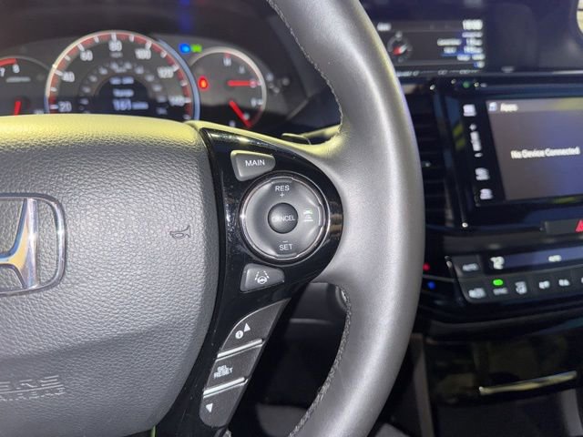 Used 2017 Honda Accord Touring image 22