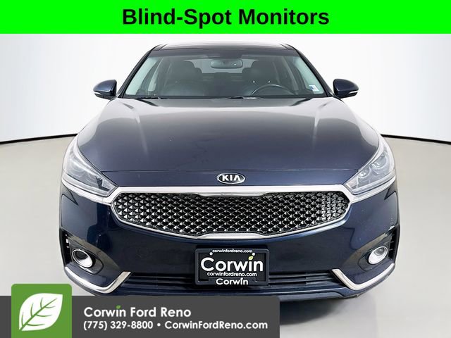 Used 2017 Kia Cadenza Premium w/ Luxury Package image 2