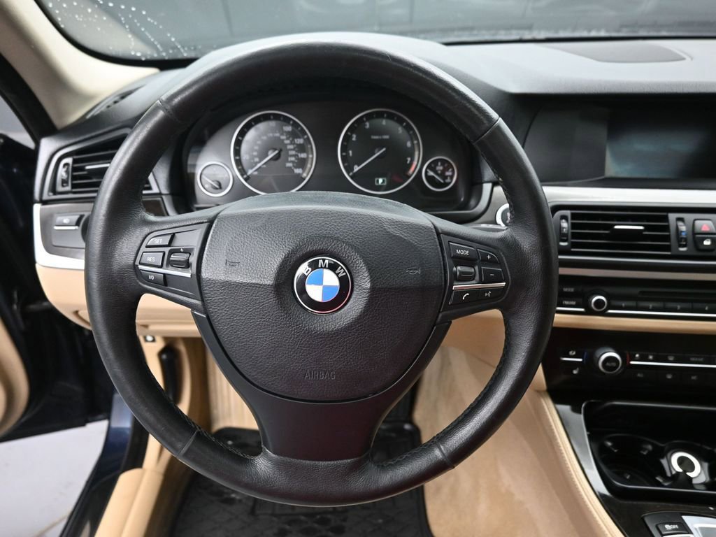 Used 2013 BMW 528i xDrive Sedan image 23