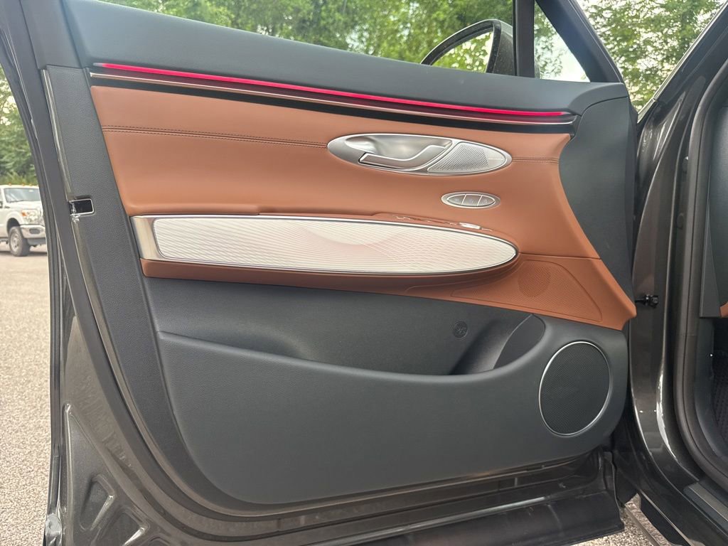 New 2026 Genesis GV70 2.5T Advanced AWD/4WD image 13