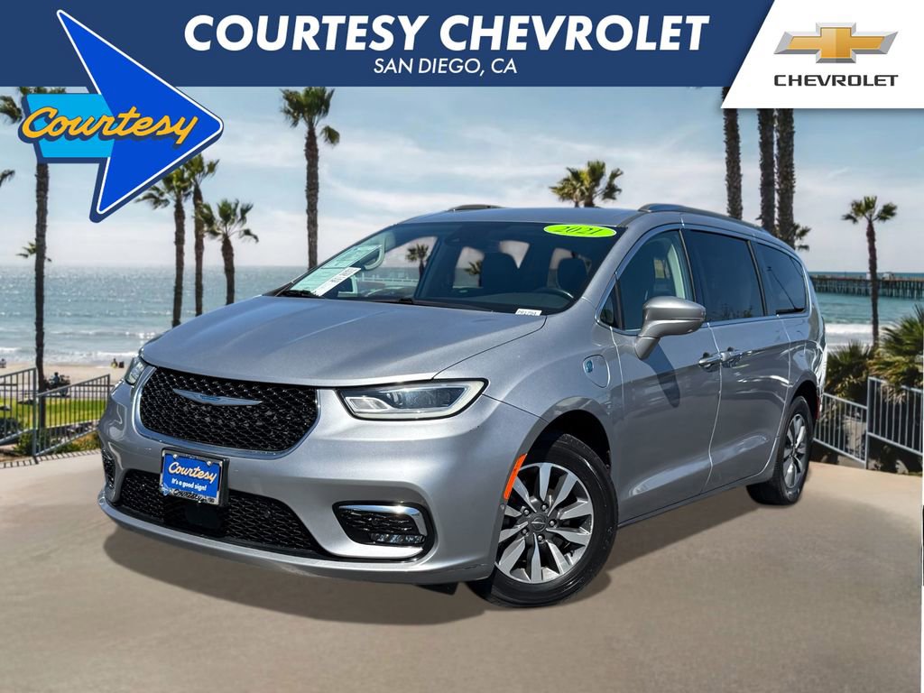 Used 2021 Chrysler Pacifica Touring-L image 1