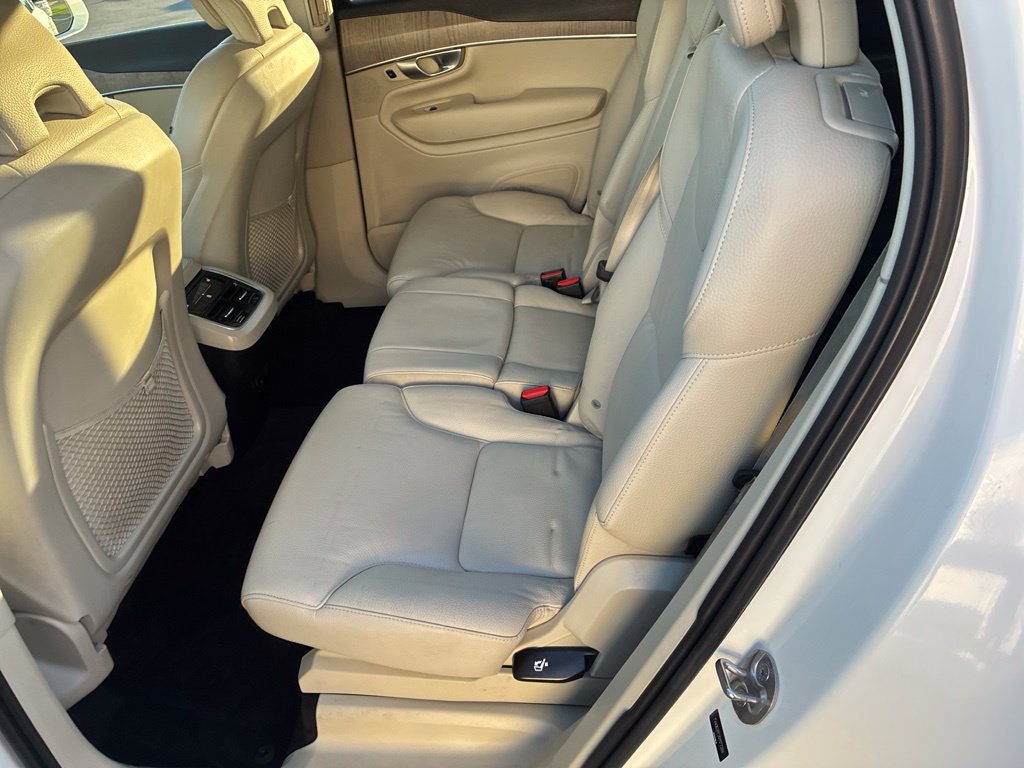 Used 2024 Volvo XC90 B6 Plus AWD/4WD image 8
