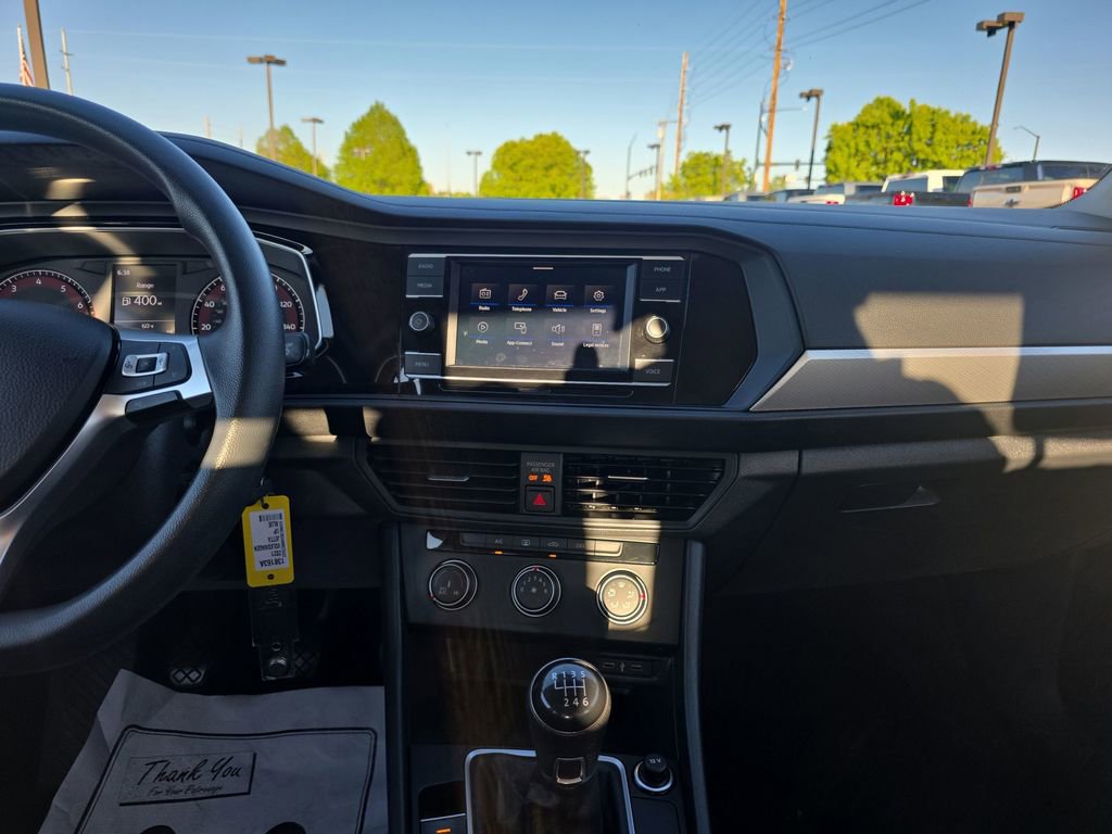 Used 2021 Volkswagen Jetta S w/ Driver Assistance Package FWD image 17