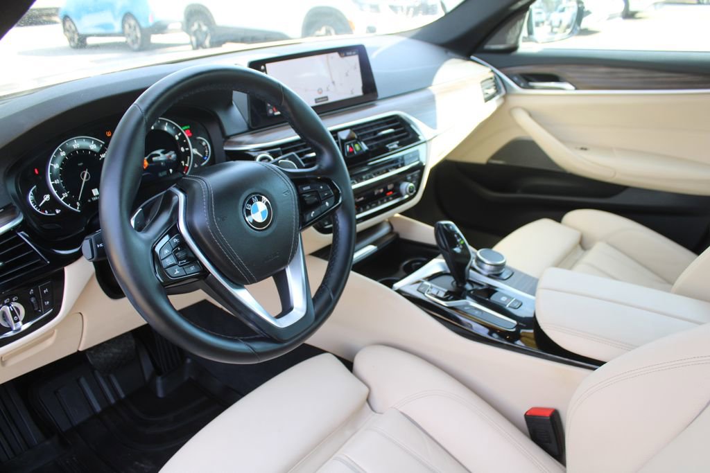 Used 2019 BMW 530i image 24