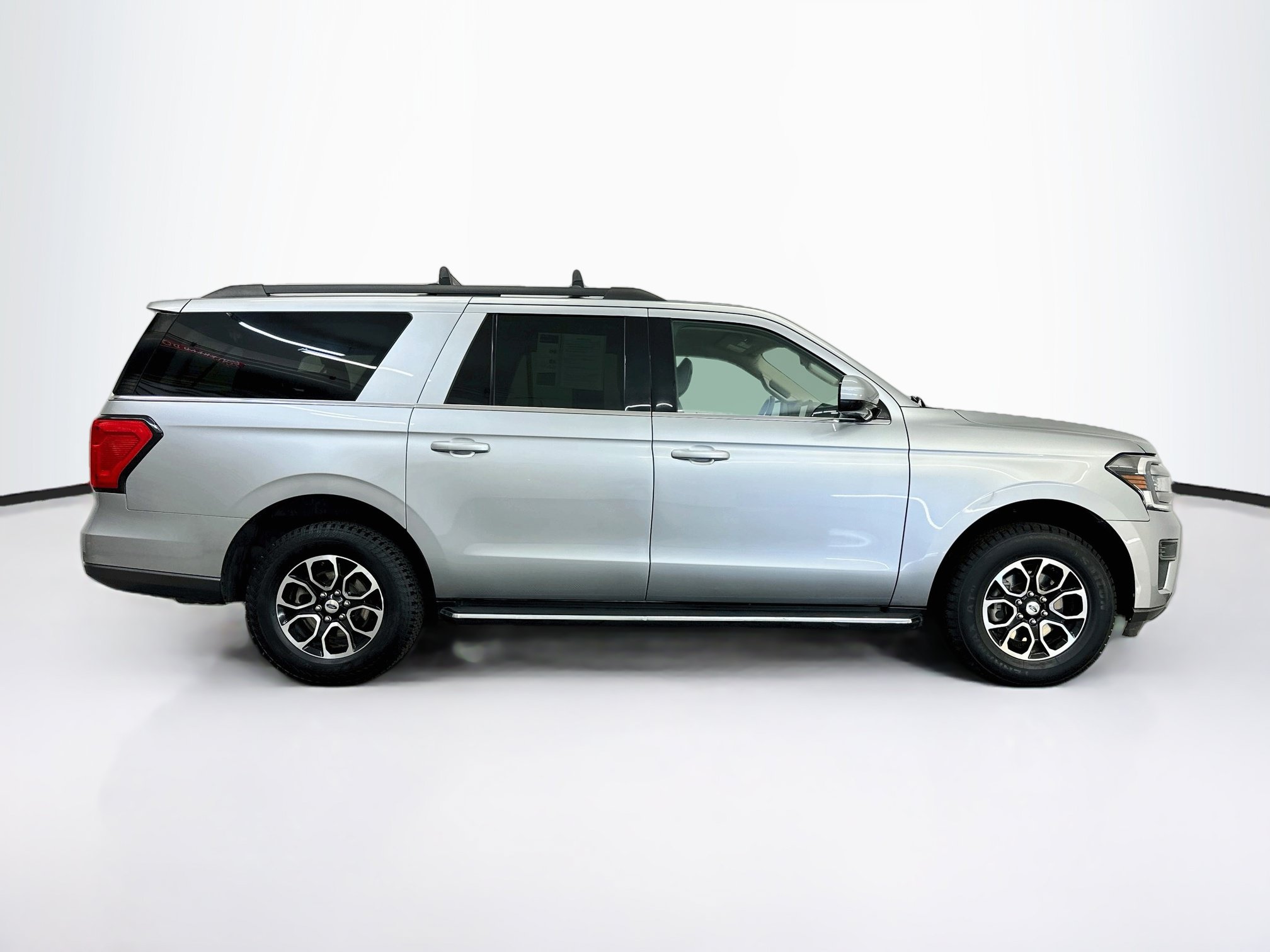 Used 2022 Ford Expedition Max XLT AWD/4WD image 10
