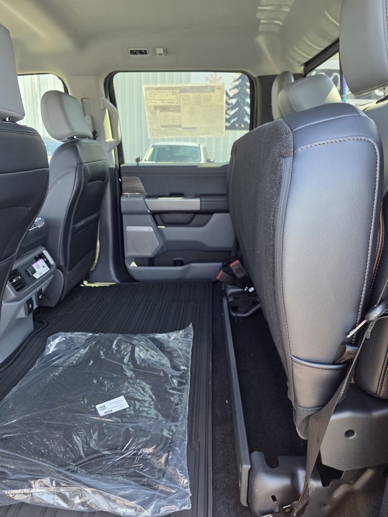 New 2025 Ford F150 Lariat w/ Equipment Group 501A Mid image 24