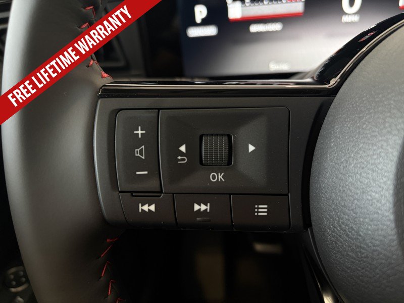 New 2026 Nissan Kicks SR w/ Cold Weather Package FWD image 31