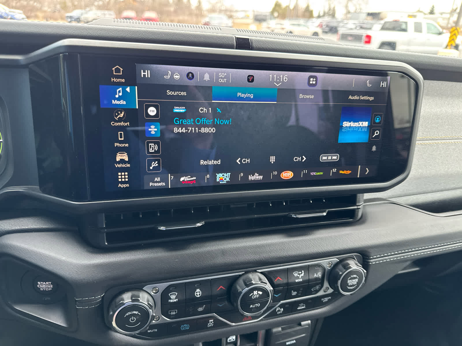 Used 2025 Jeep Wrangler Sahara w/ Safety Group image 22