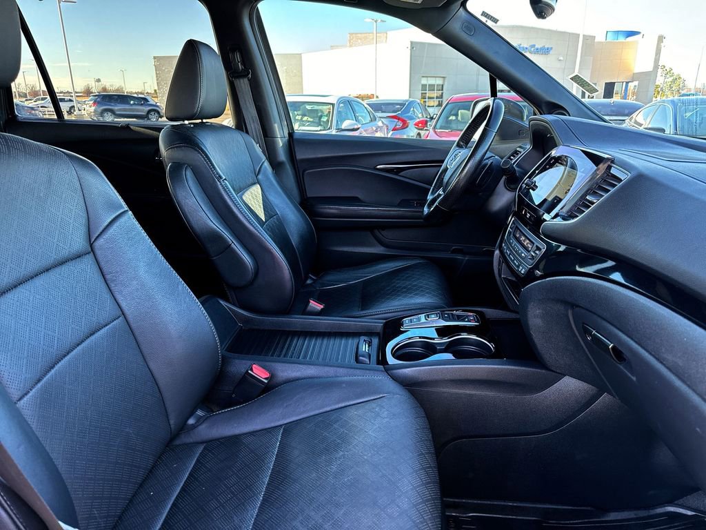 Used 2020 Honda Passport Touring image 25