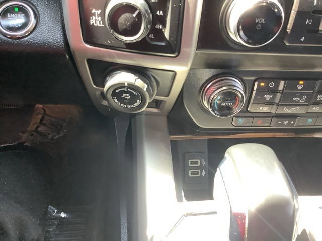 Used 2019 Ford F150 Lariat w/ Equipment Group 502A Luxury AWD/4WD image 24