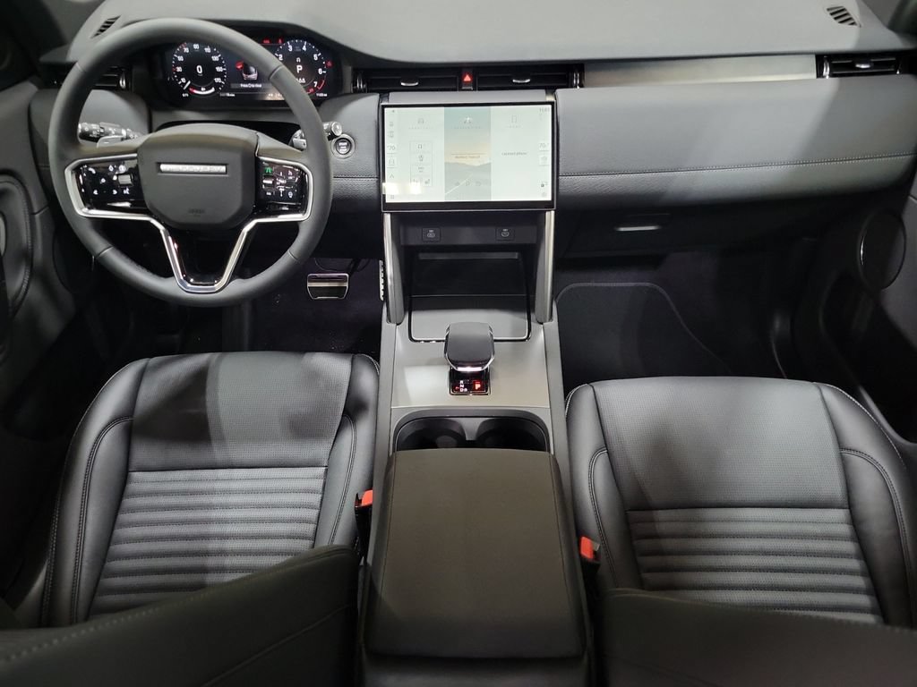 Used 2024 Land Rover Discovery Sport Dynamic SE AWD/4WD image 25