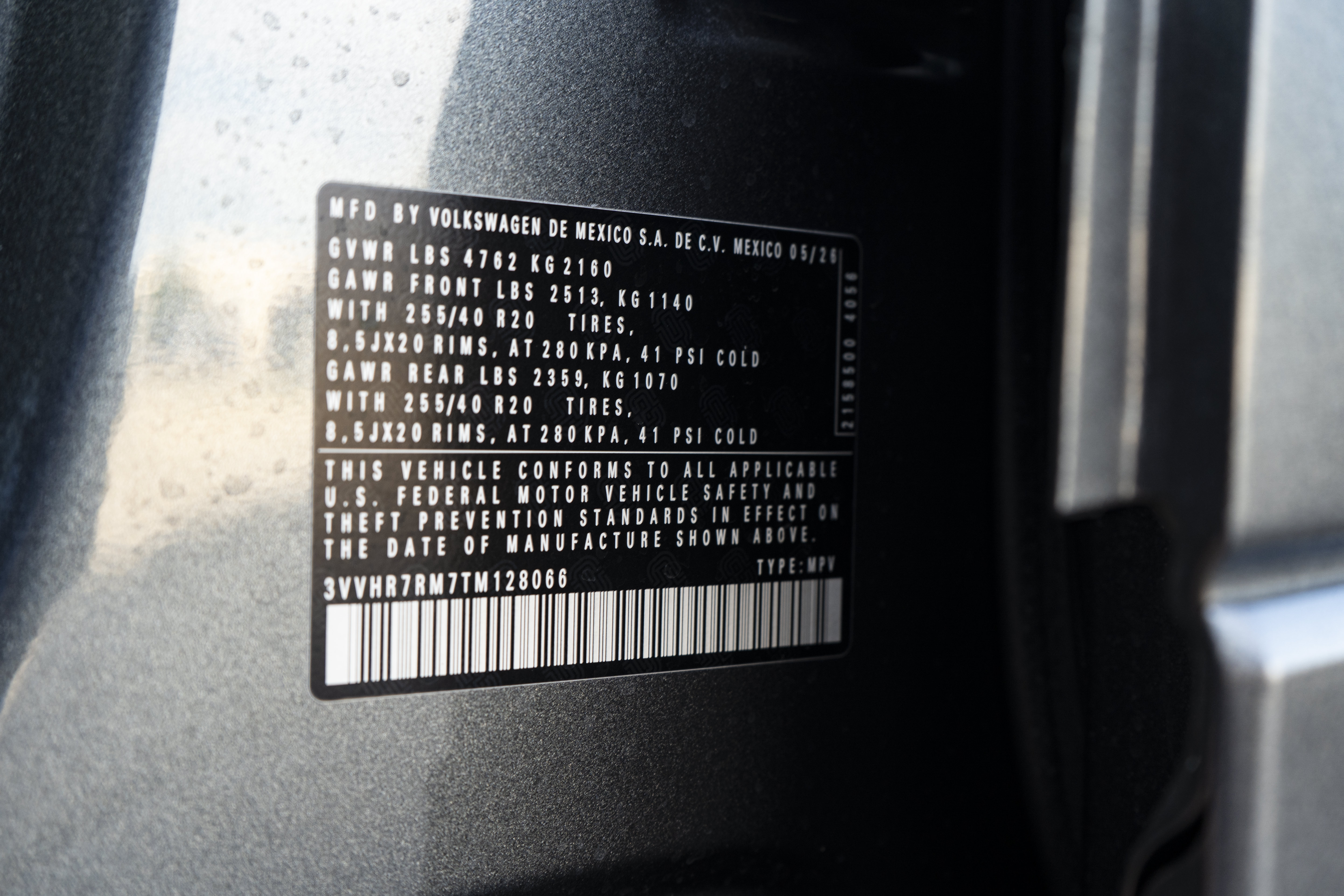 Certified 2026 Volkswagen Tiguan SE R-Line FWD image 41