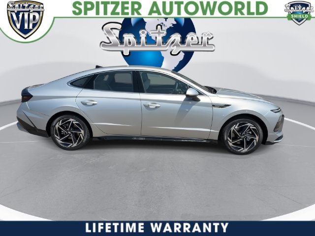 New 2026 Hyundai Sonata SEL AWD/4WD image 16