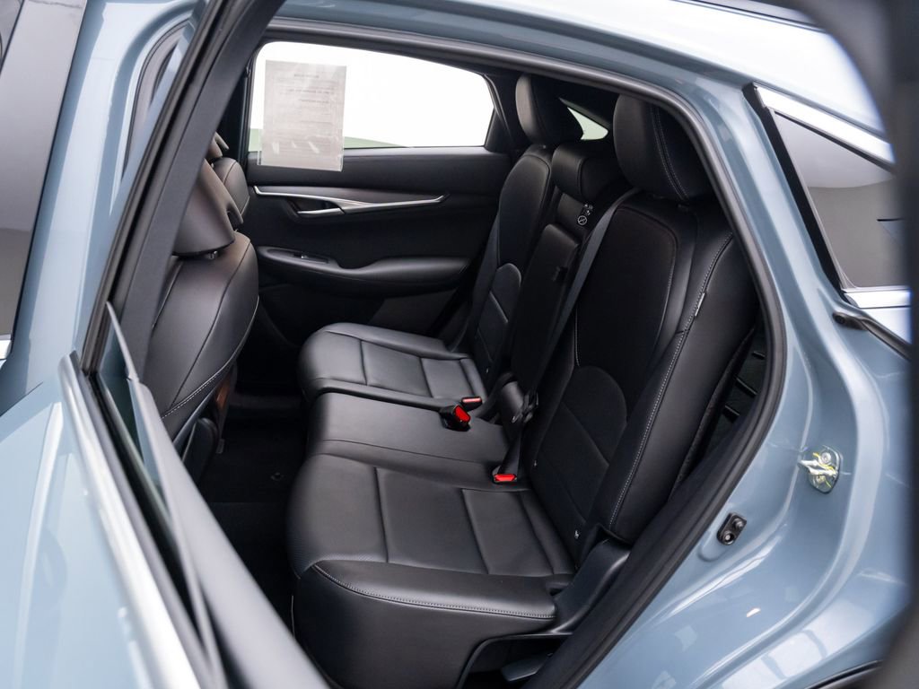 Used 2025 INFINITI QX55 Luxe w/ Cargo Package image 18