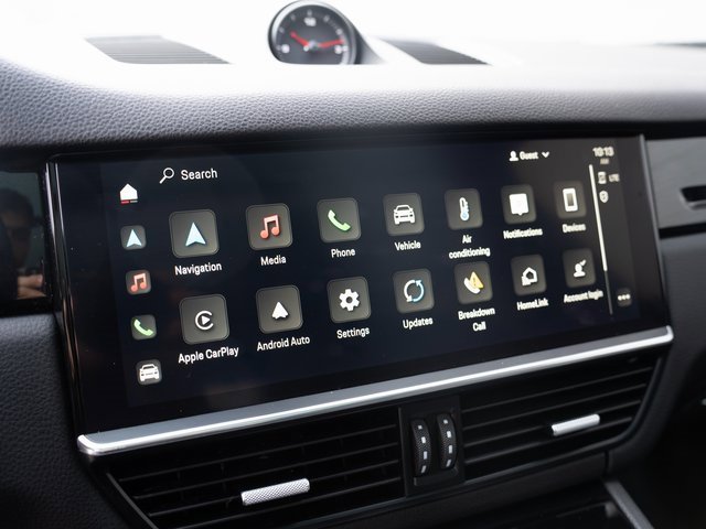 Certified 2023 Porsche Cayenne image 24