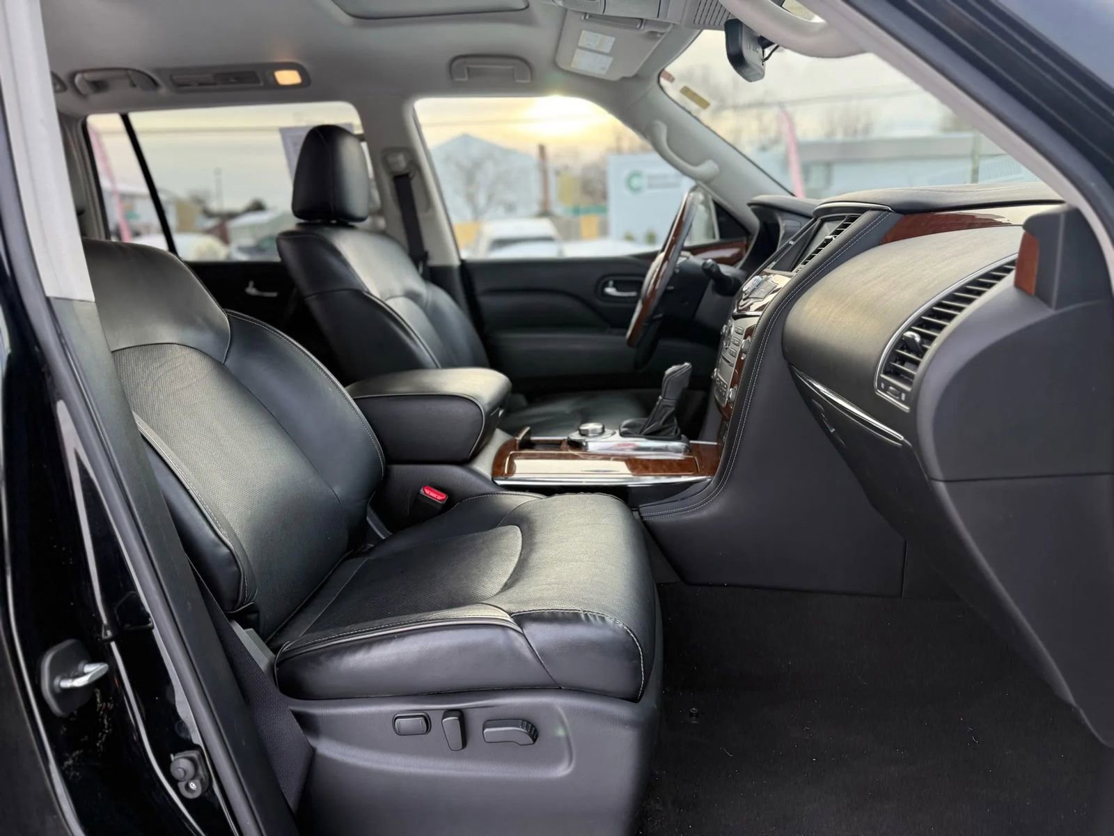 Used 2019 INFINITI QX80 Luxe w/ Proassist Package image 22