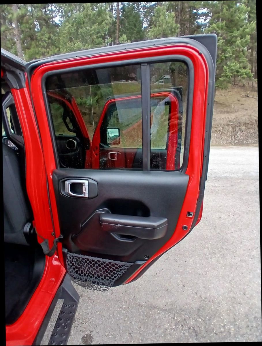 Used 2020 Jeep Gladiator Sport w/ Quick Order Package 24S AWD/4WD image 13