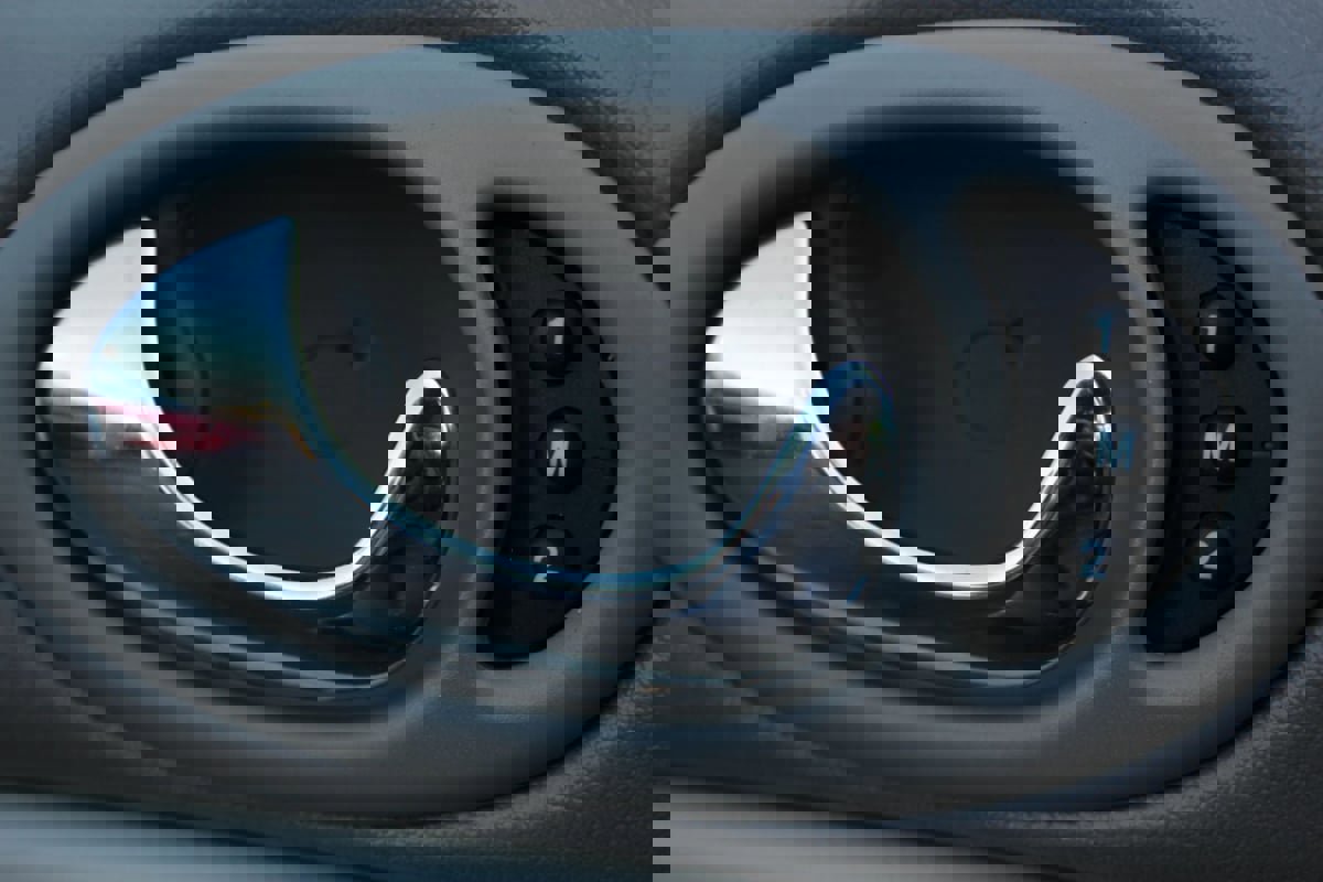 Used 2000 Jaguar XK8 Convertible image 11