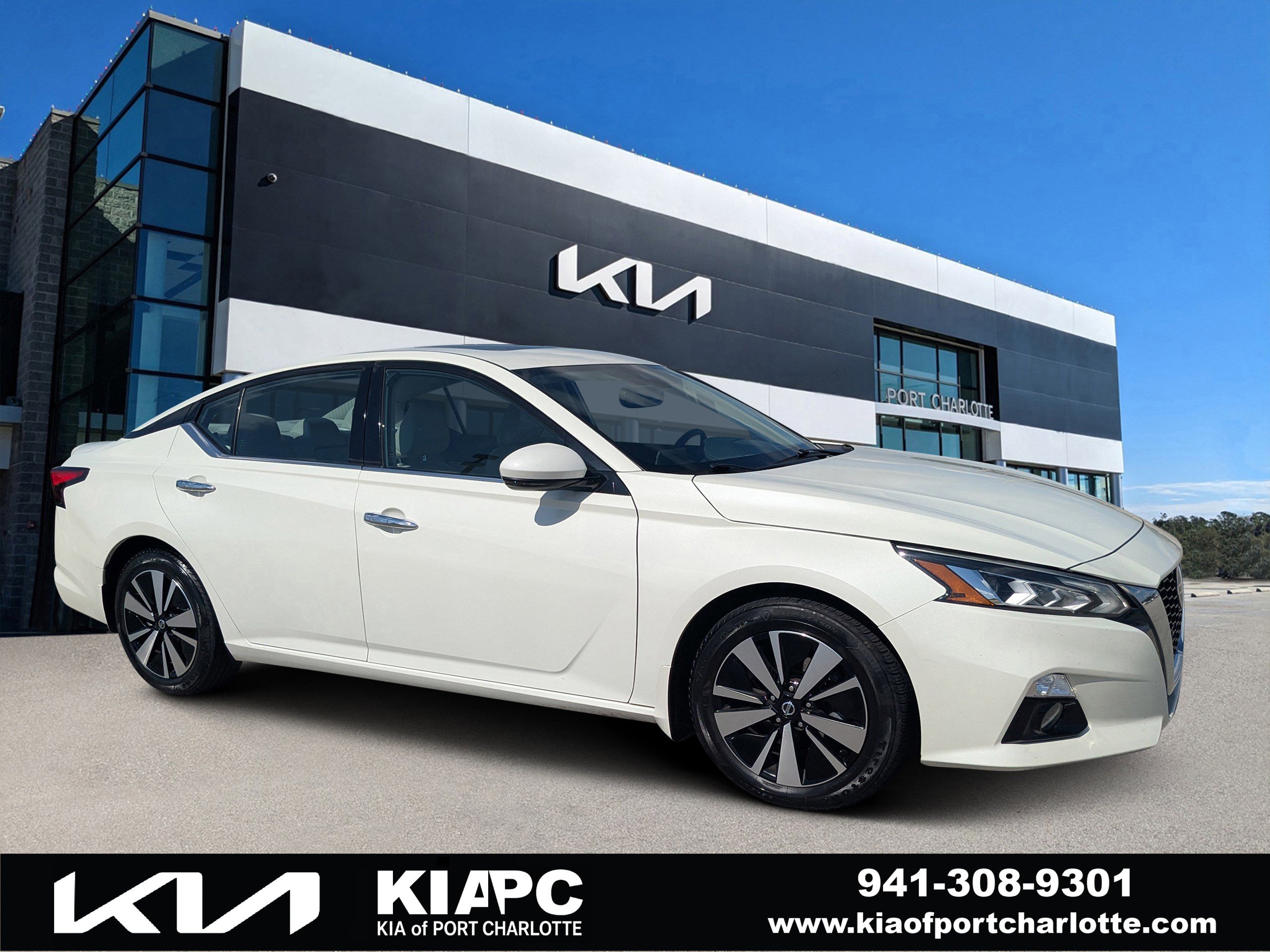 Used 2020 Nissan Altima 2.5 SL FWD image 1