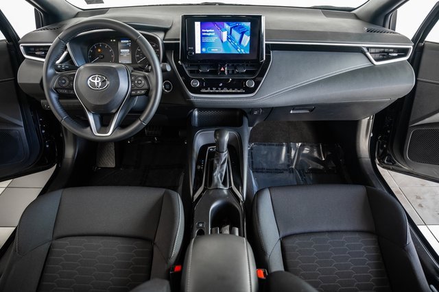 Used 2024 Toyota Corolla SE image 17