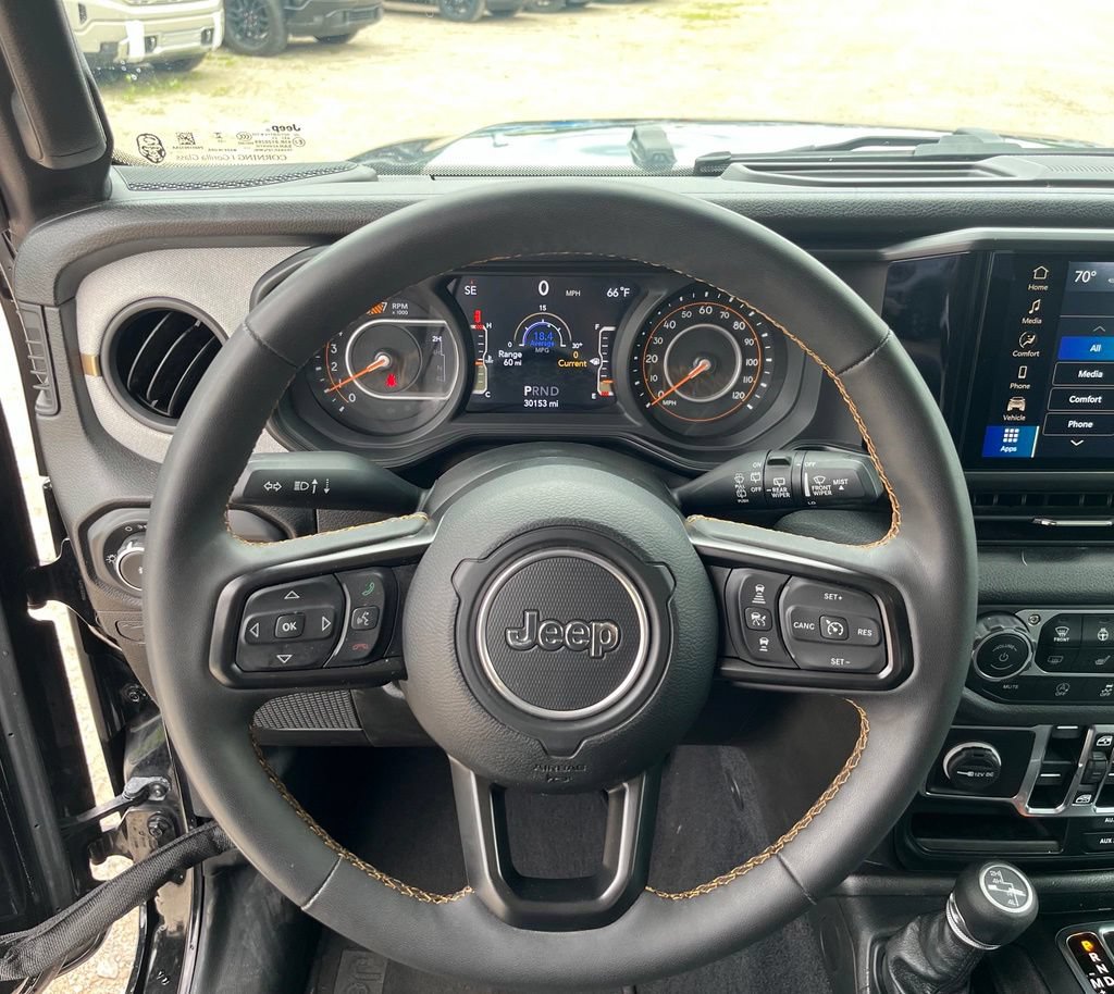 Used 2024 Jeep Wrangler Unlimited Sport AWD/4WD image 22